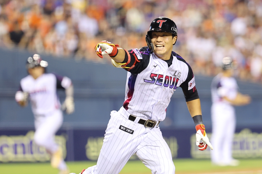 ▲ 천성호는 이적 후 공수 모두에서 쏠쏠한 활약으로 팀 활력소가 되고 있다 ⓒ LG 트윈스