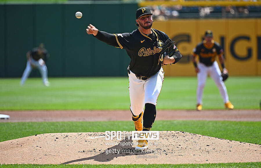 ▲ 25일(한국시간) 콜로라도 로키스를 상대로 승리 투수가 된 폴 스킨스.