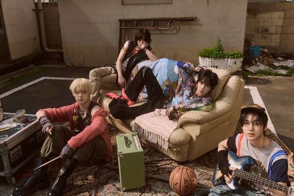 ▲ 10일 데뷔앨범 '에이엠피'를 발표하는 에이엠피. 제공|FNC엔터테인먼트