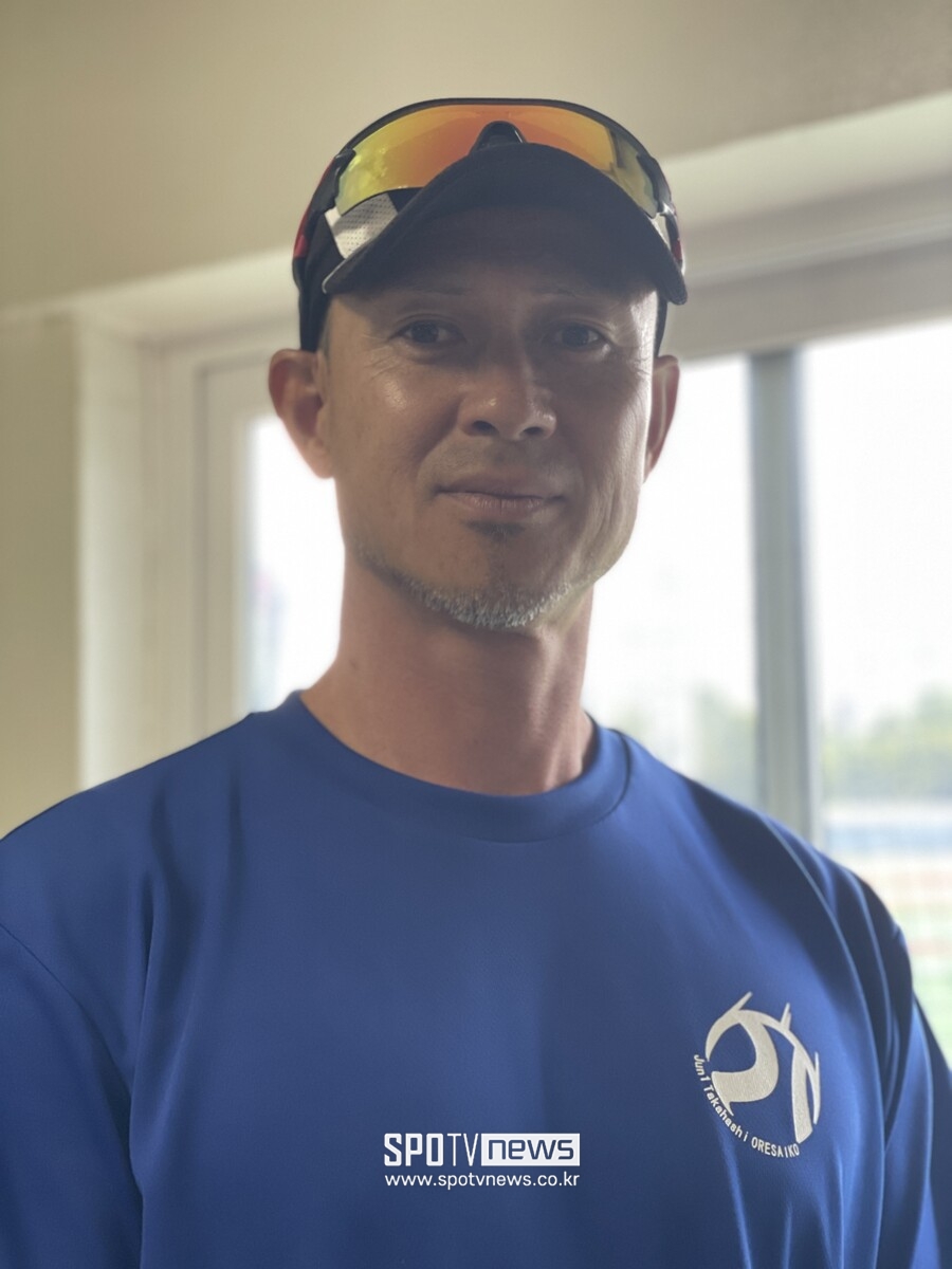 ▲ 이마나가 쇼타(시카고 컵스), 오타 다이세이(요미우리 자이언츠) 등 유명 선수들의 트레이너를 맡았던 다카하시 준이치 씨. 올해는 한국 18세 이하 대표팀 훈련에 참가했고, 23세 이하 대표팀 훈련에도 합류할 예정이다. ⓒ 신원철 기자