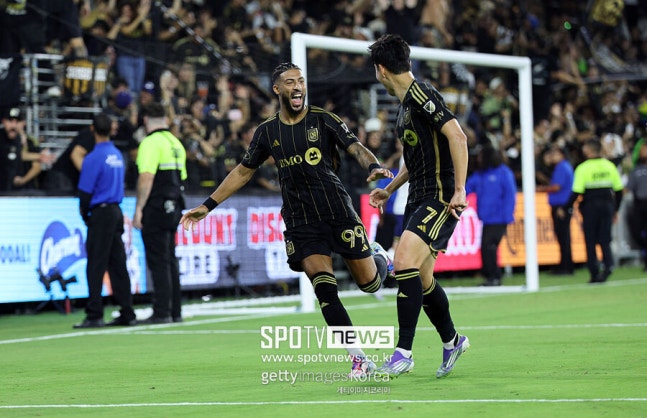 ▲ 손흥민은 LAFC에서 7경기에 출전해 6골 2도움을 기록하며 맹활약을 펼치고 있다. 토트넘 소속으로 프리미어리그에서 오랫동안 최고 자리를 유지한 그였기에, 상대적으로 수준이 낮은 미국메이저리그사커(MLS)는 너무나 좁아 보인다.