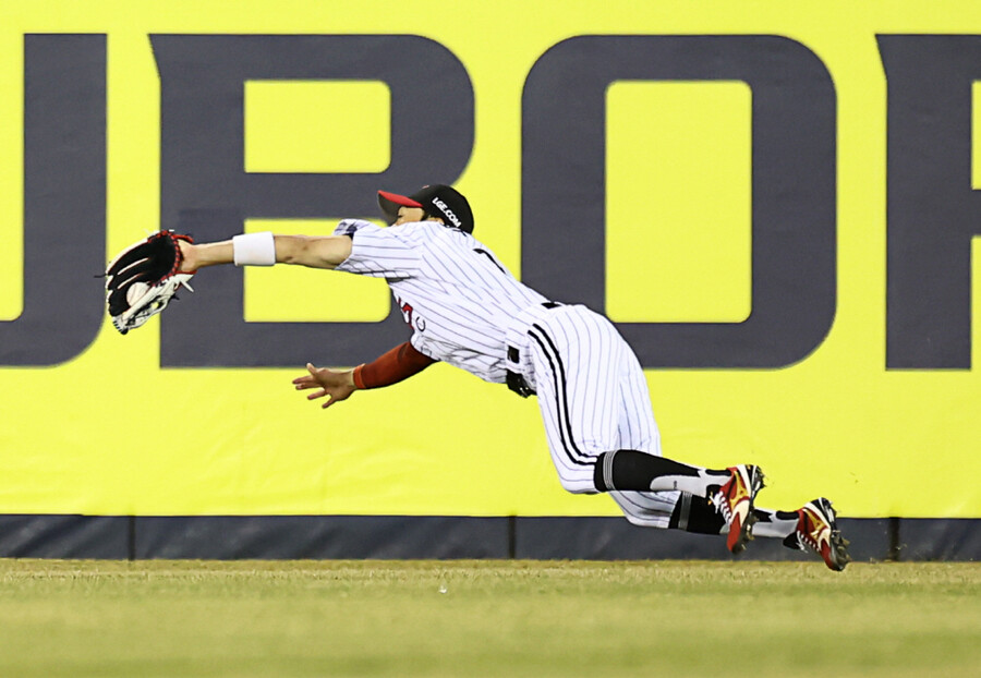 ▲ 공격은 물론 수비에서 뛰어난 기량을 가진 박해민은 가을야구에서 굉장히 중요한 자원이다 ⓒ연합뉴스