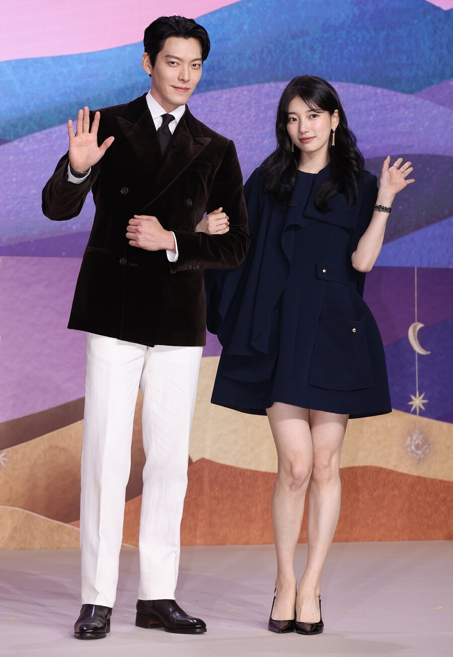 ▲ 김우빈(왼쪽), 수지.  ⓒ연합뉴스