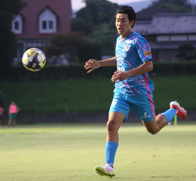 ▲ 다니의 성장 스토리는 흥미롭다. 한국과 일본 이중 국적을 가진 그는 FC서울 산하 오산중에서 뛴 뒤 어머니의 나라 일본으로 건너가 본격적으로 선수 생활을 이어갔다. 현재 J1리그 사간도스 유스팀 소속으로 일본 청소년 대표팀 문을 꾸준히 두드리고 있다. ⓒ 사간도스