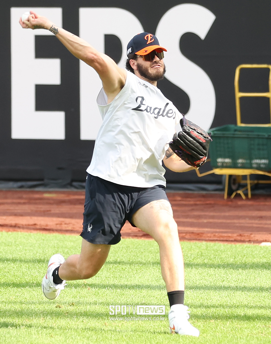 ▲ 1일 인천 SSG전에서 타이틀을 확정하려는 코디 폰세 ⓒ곽혜미 기자