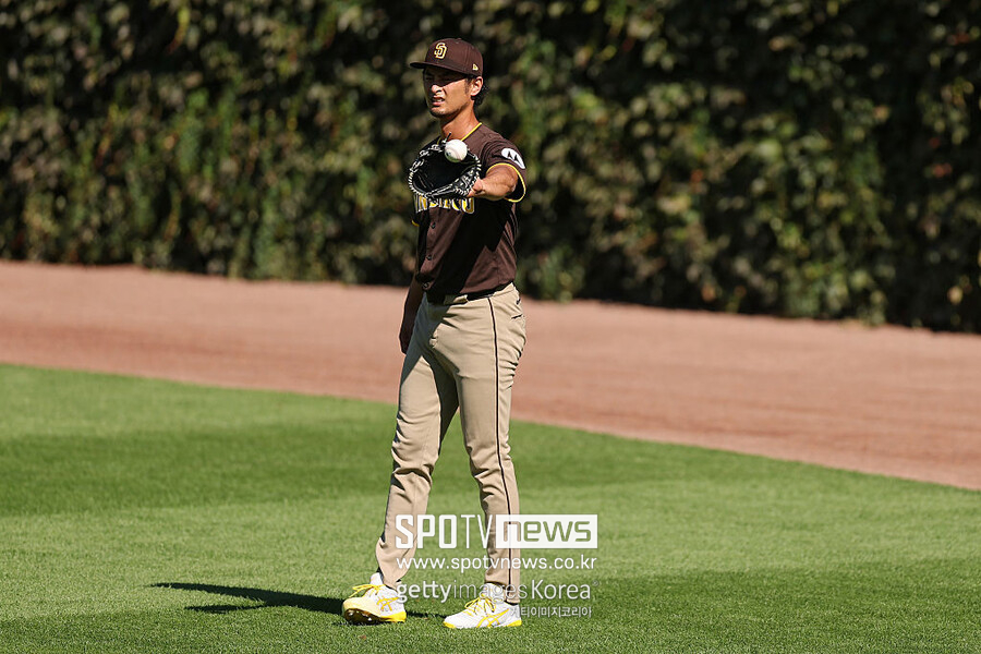 ▲ 3일 3차전 선발로 나서 팀의 디비전시리즈 진출을 책임질 다르빗슈 유