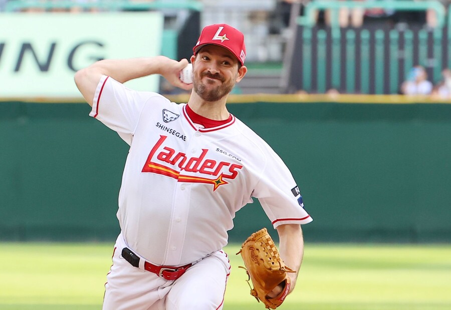 ▲ 만약 11일 2차전마저 비로 밀린다면 앤더슨은 12일 2차전에 출전한다 ⓒ연합뉴스