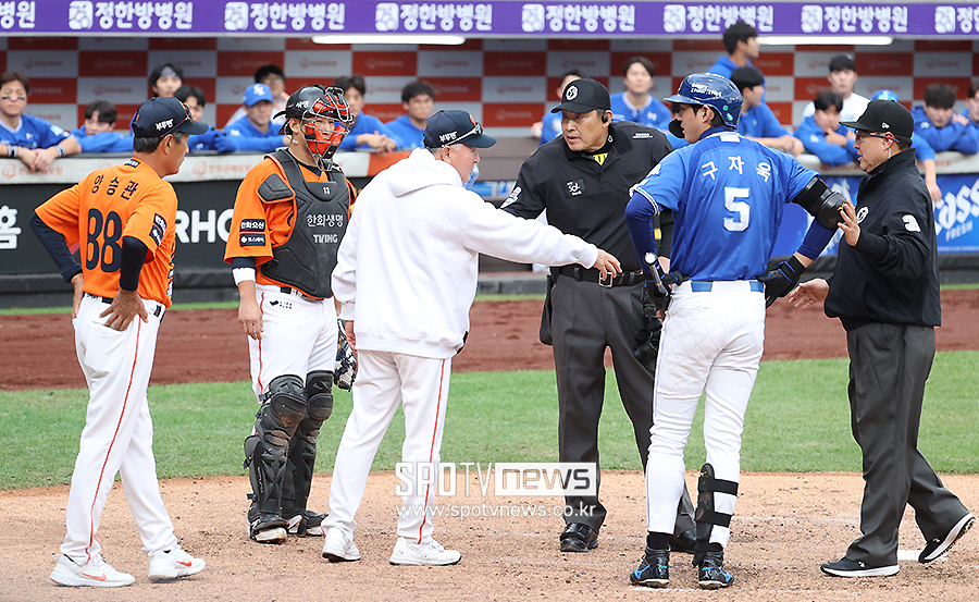 ▲ 김경문 감독 구자욱 ⓒ곽혜미 기자