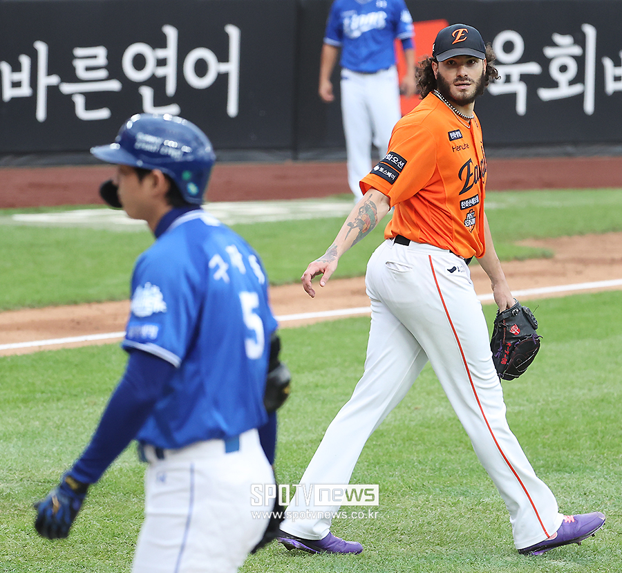 ▲ 구자욱 폰세 ⓒ곽혜미 기자