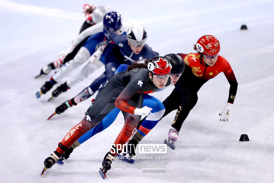 ▲ 선두에서 질주하는 코트니 사로.