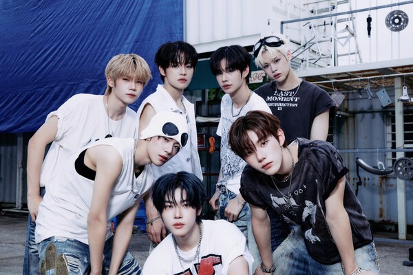 CLOSE YOUR EYES」、デビュー9カ月で初の単独コンサート開催…2月には