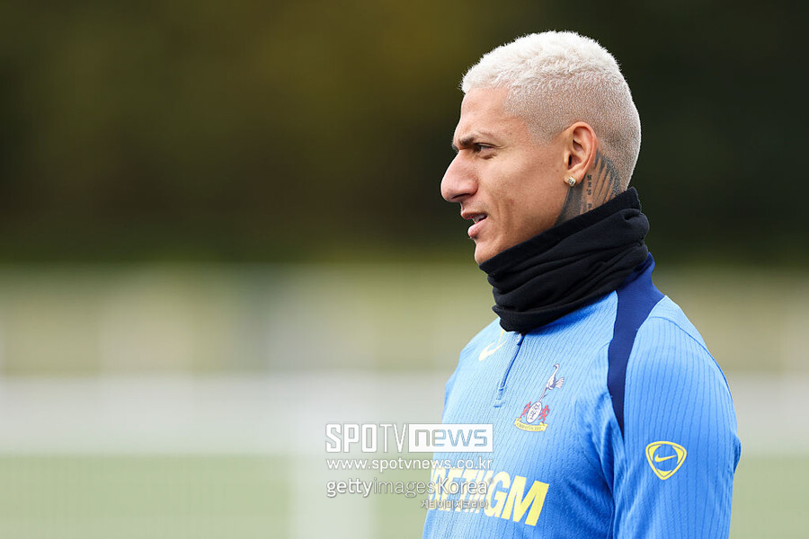 ▲ 재정적으로 보면 에버턴이 히샬리송을 완전 이적이 아닌 임대 후 완전 영입 옵션 형태로 데려오는 것이 가장 현실적인 시나리오다. 다만 토트넘이 이를 받아들일지, 아니면 완전 이적만을 원할지는 아직 불투명하다.