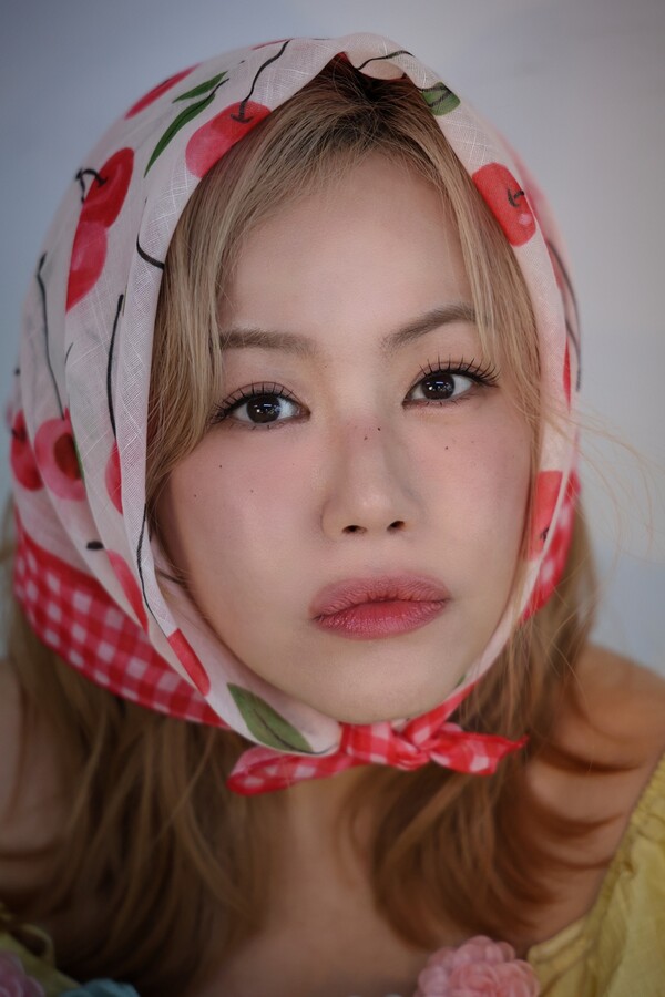 ▲ '축제로구나' AI 뮤직비디오를 공개해 화제를 모으는 김민희. 제공|이끌림엔터테인먼트