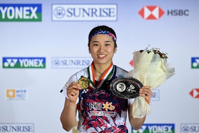 ▲ 안세영의 올해 기록은 설명할 필요도 없을 만큼 압도적이다. 최고 등급인 레벨 1000 대회(말레이시아, 전영, 인도네시아 오픈)만 세 차례 우승했고, 레벨 750 대회(인도, 일본, 중국, 덴마크, 프랑스 오픈)에서도 다섯 번 트로피를 들었다. 여기에 슈퍼 300급 오를레앙 마스터스까지 우승했다. ⓒ연합뉴스