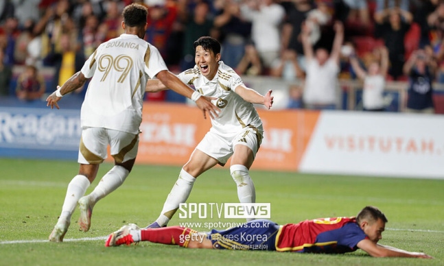 ▲ 손흥민의 임대설은 근거 없는 소문으로 마무리됐다. 국내에서 보도를 인용한 로마노의 확언으로 손흥민 본인의 의지가 전 세계에 송출됐다. 손흥민은 LAFC와 월드컵 두 무대만 바라본다.