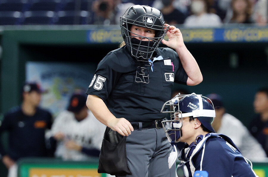 ▲ 메이저리그 최초의 여성 심판으로 주목을 받았던 젠 파월 심판 ⓒ연합뉴스