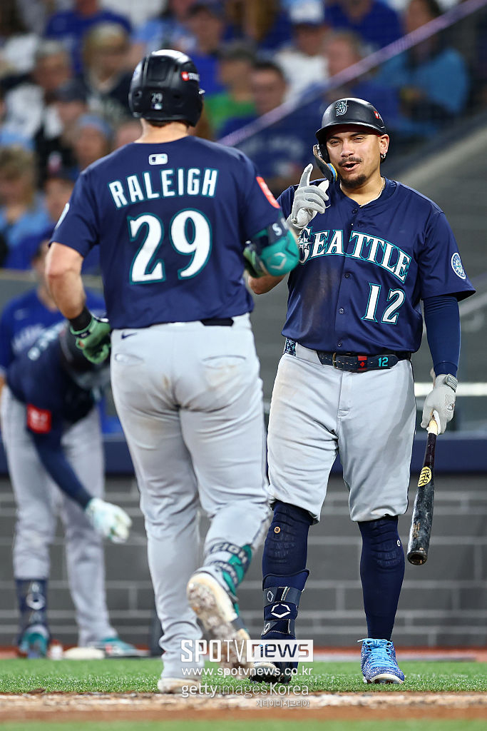 ▲ 조시 네일러, 칼 랄리, 훌리오 로드리게스라는 코어 3총사를 모두 장기 계약으로 묶으며 팀 타선의 뼈대를 세운 시애틀