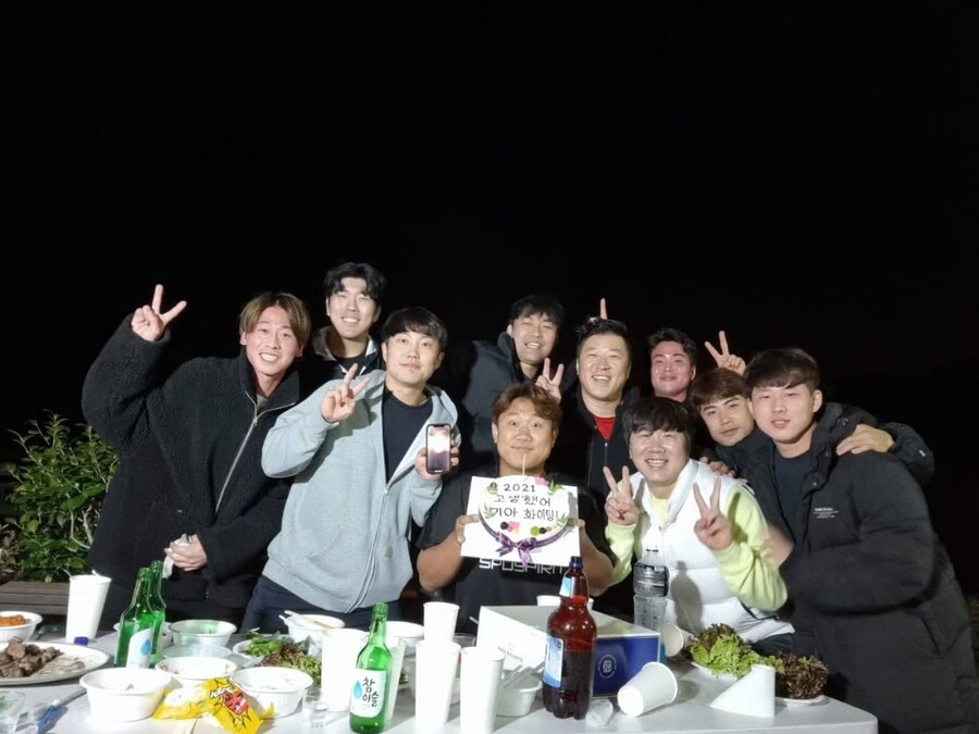 ▲ KIA 타이거즈에서 두산 베어스로 FA 이적한 내야수 박찬호가 KIA 팬들과 선수단에 감사 인사를 남겼다. ⓒ박찬호 SNS