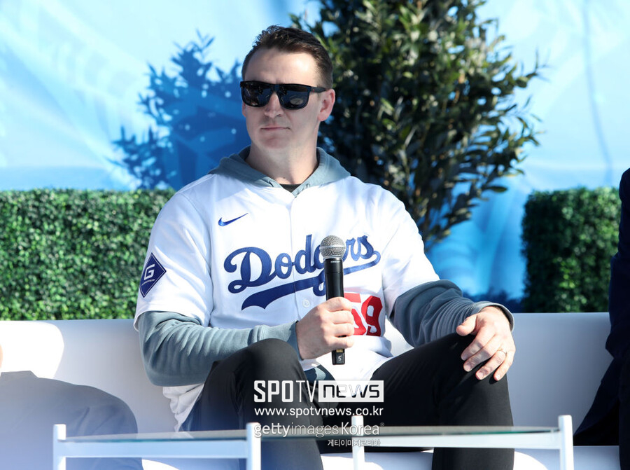 ▲ 에반 필립스