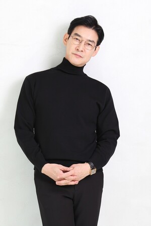 장동직, 재믹스씨앤비 전속계약…전광렬·윤주만 한솥밥 - 뉴스 썸네일 이미지