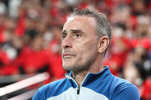 '中 무관심' 벤투가 듣고 웃겠다 "중국 대표팀 감독에 부적합"...충칭에... - 뉴스 썸네일 이미지