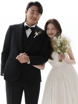 '러브캐처' 김지연, 결혼 한달만에 롯데 정철원과 '파경'..."제보 받는다... - 뉴스 썸네일 이미지