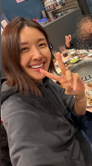 김빈우, 새벽에 노래+춤 파티.. 층간 소음 지적에 1층인데요? 결국 사과