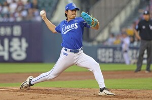 오스틴 헬멧 던졌고, 양창섭 포효했다…13구 대혈투→선발승 양창섭 일부러 수염도 안 밀었어요