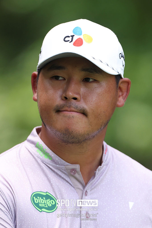 22계단 하락 김시우 PGA 챔피언십 3R 공동 9위←31위…스몰리 깜짝 선두, 커리어 첫 메이저 우승 눈앞