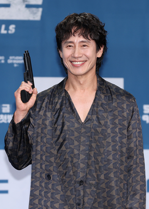 [포토S] 신하균, 에이스 국정원 요원