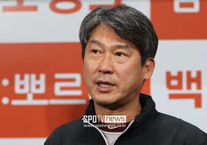 고척돔 갑질 논란 어떻게 특타를 하루 전에 결정하나…사령탑은 지도자하면서 이런적 없었는데 황당