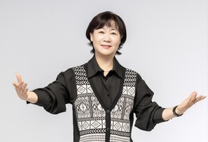 요양보호사 출신 황지연, 체험 삶의 현장 담은 힐링가요 나부터 로 늦깎이 가수 데뷔