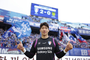 [오피셜] 이정효의 수원, 골문 안정감 커졌다… 임대 GK 김준홍, 완전 영입 확정