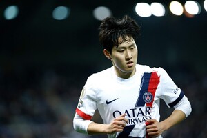불현듯 변수 떠오른 이강인, 순탄치 않을 아틀레티코 이적 협상…PSG “이적료 893억 책정” 아틀레티코 “좀 깎아줘” 대립 가능성