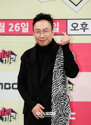 박명수, 韓 16강 진출 공약… 내 차 위에서 방방 뛰어도 돼