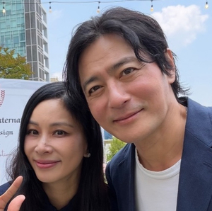 장동건♥고소영, 국제중학교 졸업식 부부동반 포착