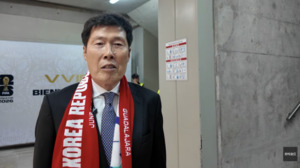 韓 축구 레전드 차범근도 아이처럼 해맑게 웃었다... 너무 신나고, 선수들 투혼에 감사