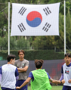 [SPO 현장] 대한민국 초비상→멕시코 드론 염탐 시도일까, ‘충격’ 홍명보호 비공개 훈련 중 ‘불법 드론 출현’…“다행히 전술 노출 없었다” 현지 경찰 조사 착수
