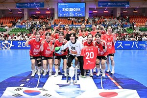 하루에 한일전 2승! 한국은 넘어야 할 산 입증...SK슈가글라이더즈도 일본 챔피언 제압 남녀 동반 승리