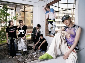 데일리:디렉션, 데뷔 첫 컴백으로 인기 가속...오늘(13일) '몽키 모드' 발... - 뉴스 썸네일 이미지
